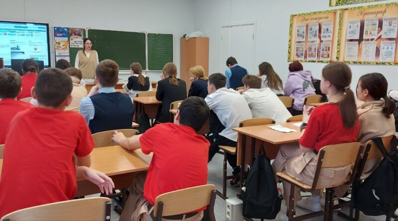 Кангаласская школа в Якутии вошла в сеть федеральной программы «Цифровая образовательная среда»