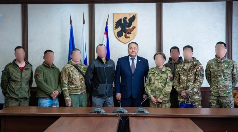 Руководство Якутской городской Думы продолжает встречи с участниками специальной военной операции